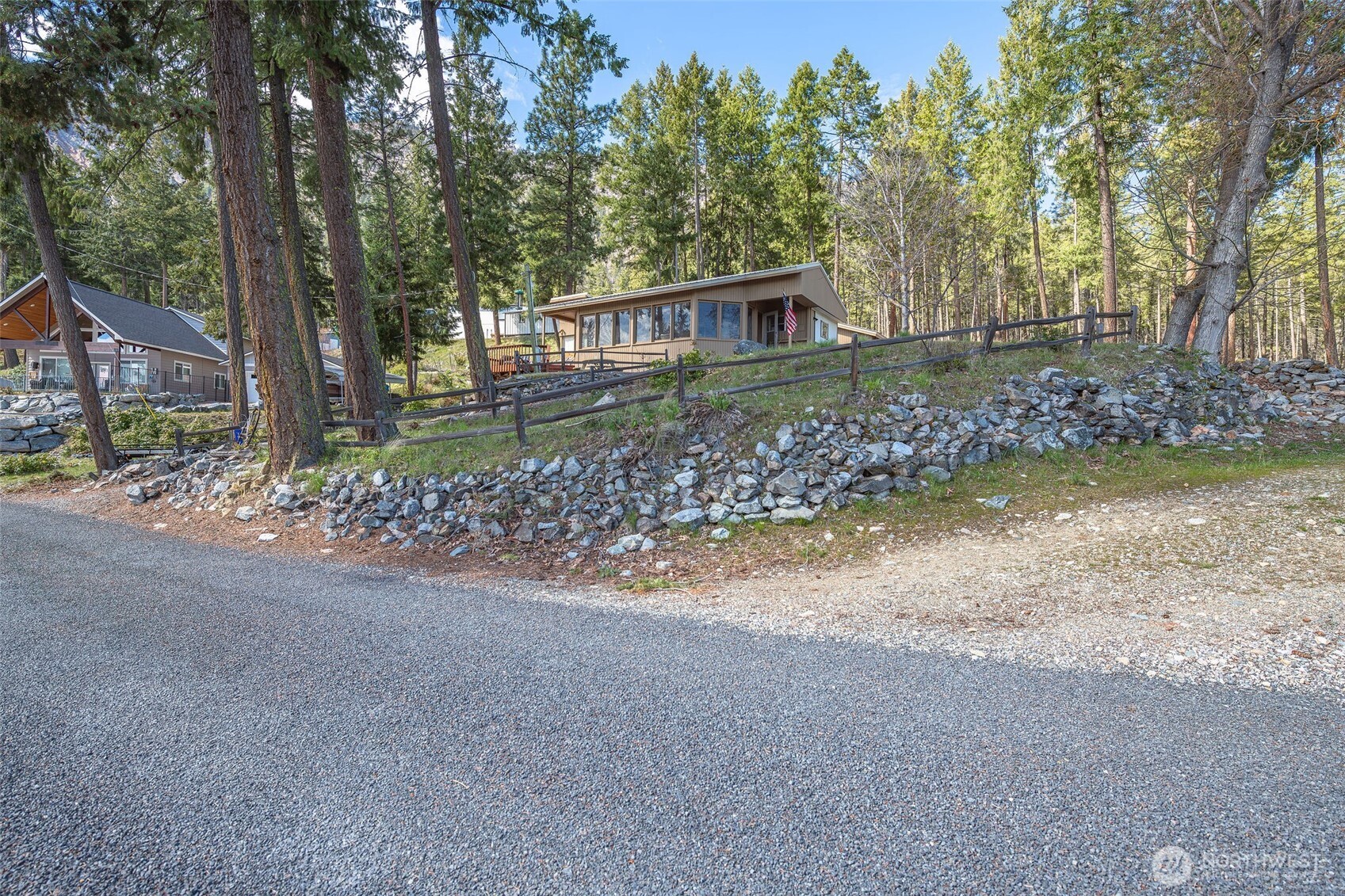 12220 South Lakeshore Road, Unit 77 Chelan, WA 98816 - Photo 27 of 35