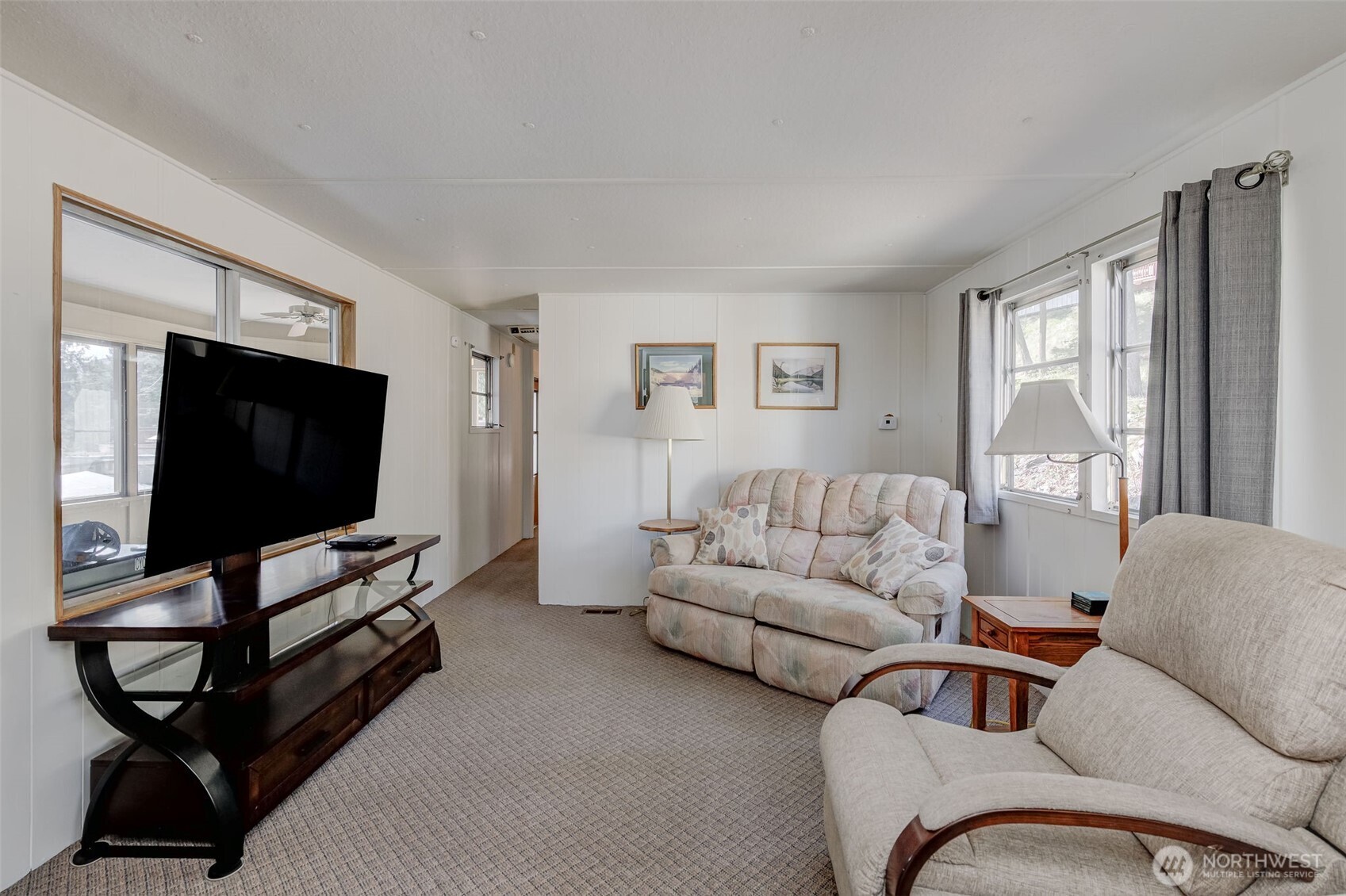 12220 South Lakeshore Road, Unit 77 Chelan, WA 98816 - Photo 4 of 35