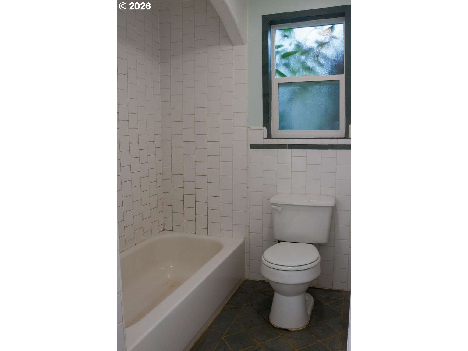 40 Southeast 133rd Avenue, Unit B Portland, OR 97233 - Photo 18 of 32