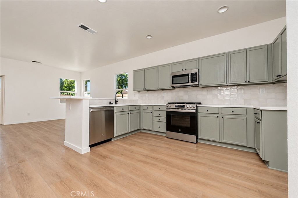 11799 Rockingham Court Rancho Cucamonga, CA 91730 - Photo 16 of 54 Gallery Image 16