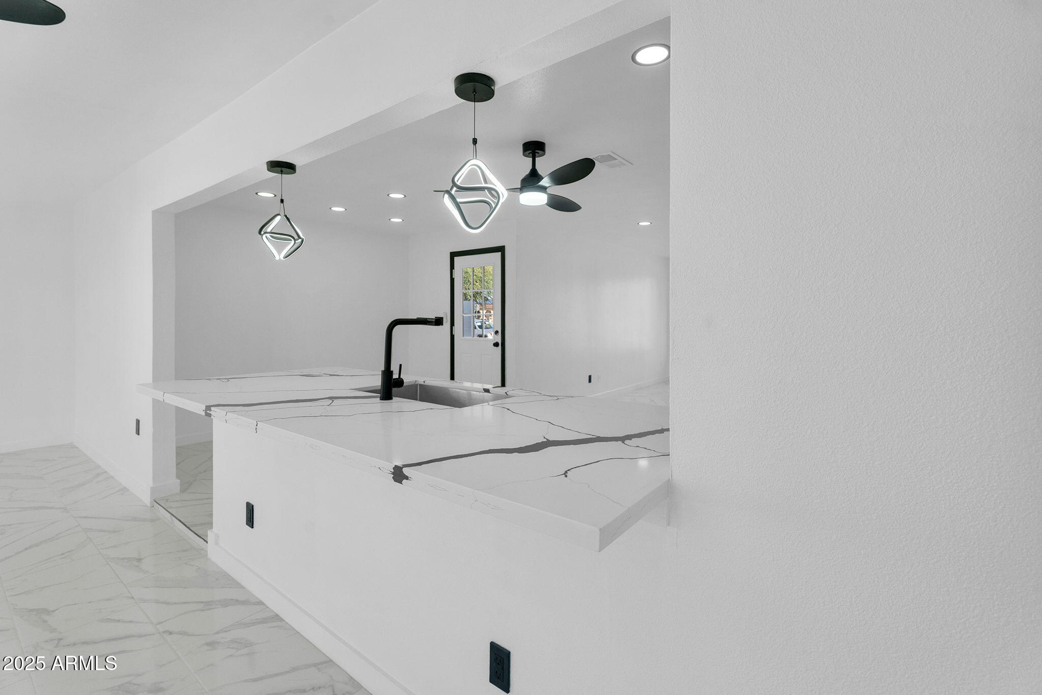 10908 North 88th Drive Peoria, AZ 85345 - Photo 14 of 42 14-web-or-mls-10908 N 88th Dr -14