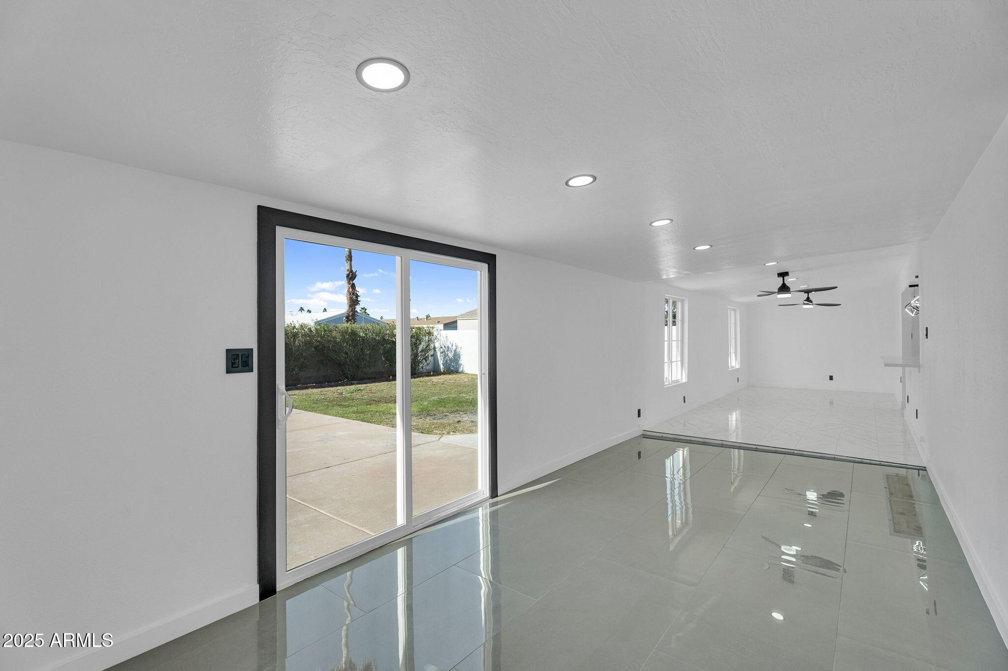 10908 North 88th Drive Peoria, AZ 85345 - Photo 18 of 42 18-web-or-mls-10908 N 88th Dr -9