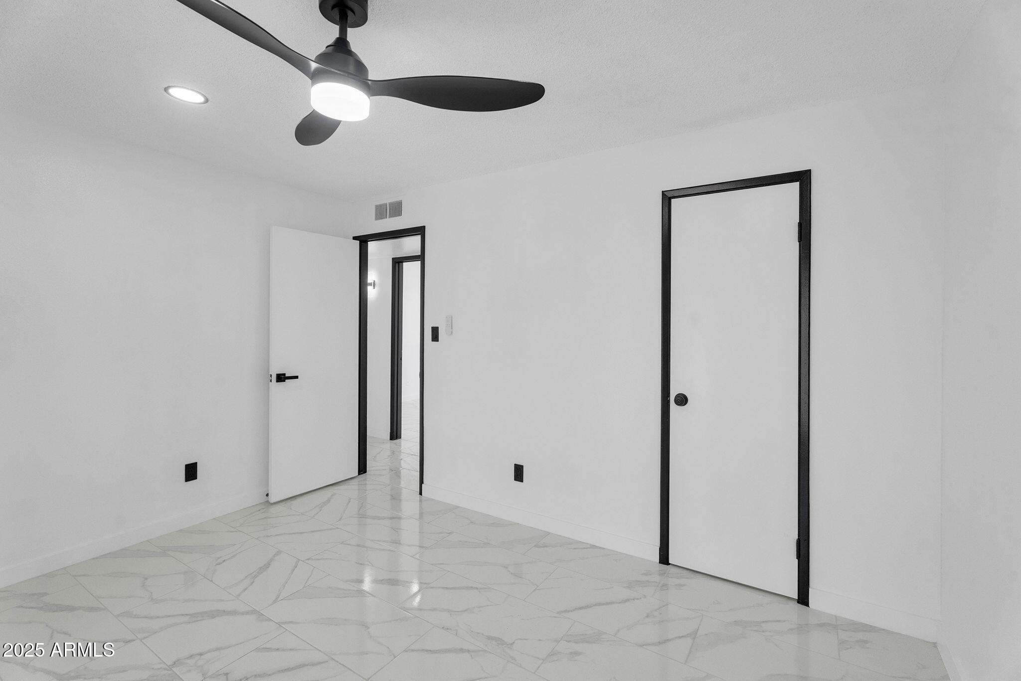 10908 North 88th Drive Peoria, AZ 85345 - Photo 21 of 42 21-web-or-mls-10908 N 88th Dr -21