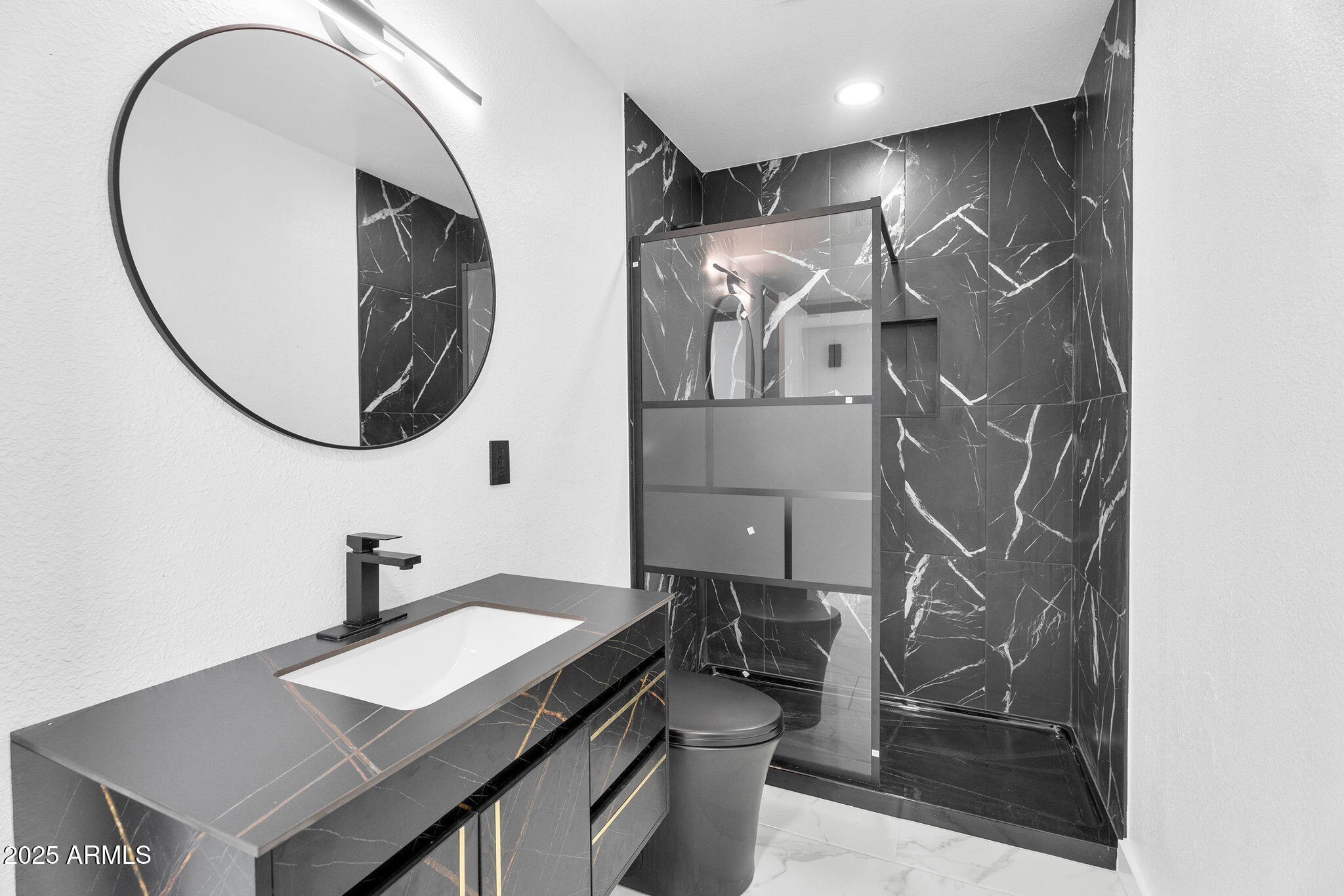 10908 North 88th Drive Peoria, AZ 85345 - Photo 32 of 42 32-web-or-mls-10908 N 88th Dr -32