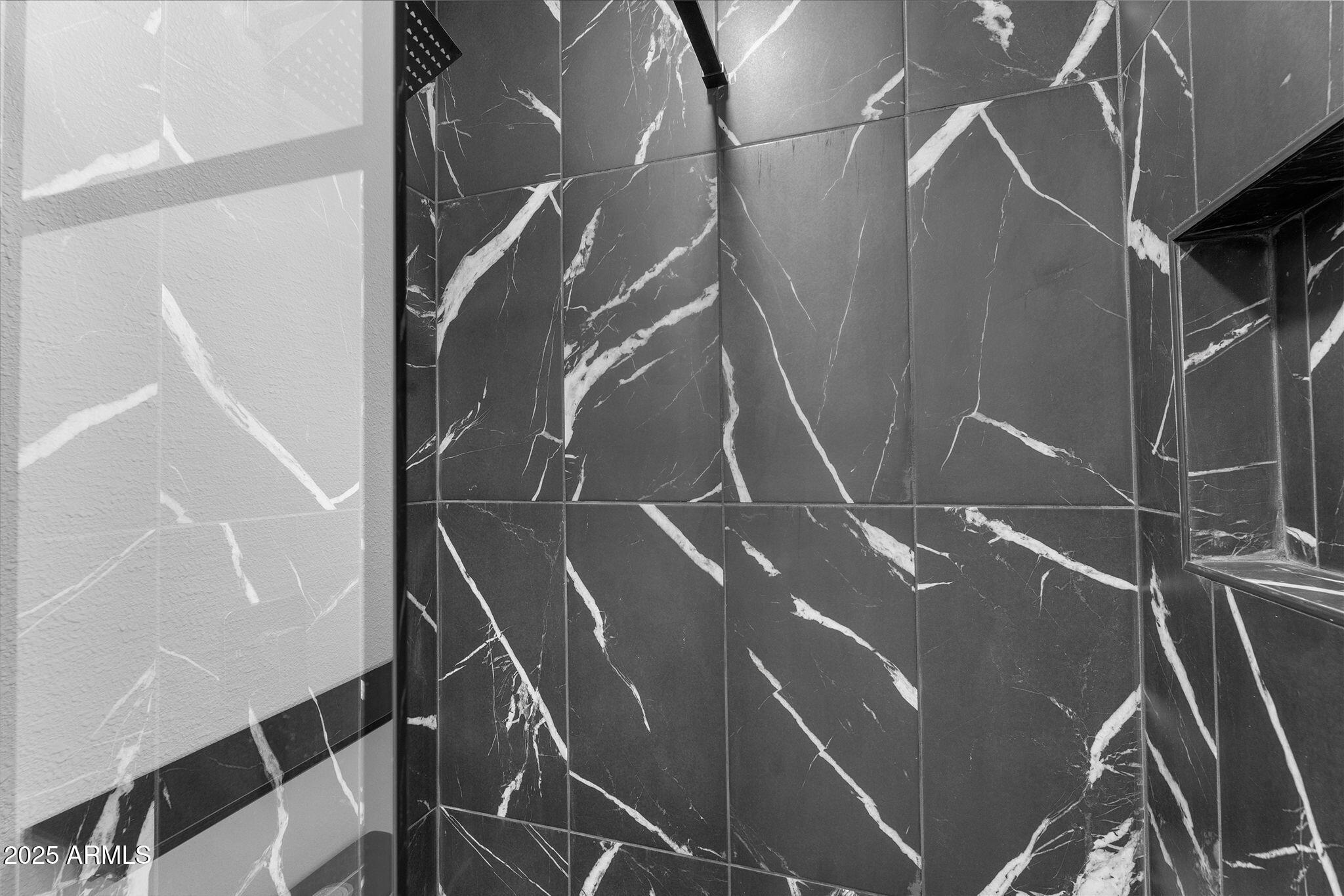 10908 North 88th Drive Peoria, AZ 85345 - Photo 35 of 42 35-web-or-mls-10908 N 88th Dr -31