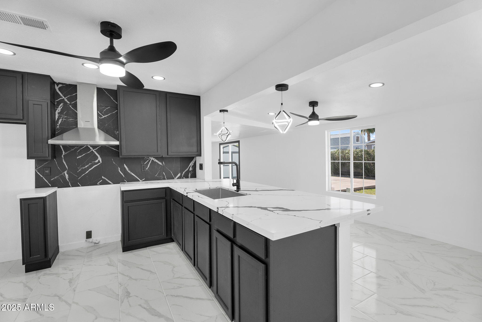 10908 North 88th Drive Peoria, AZ 85345 - Photo 9 of 42 9-web-or-mls-10908 N 88th Dr -12