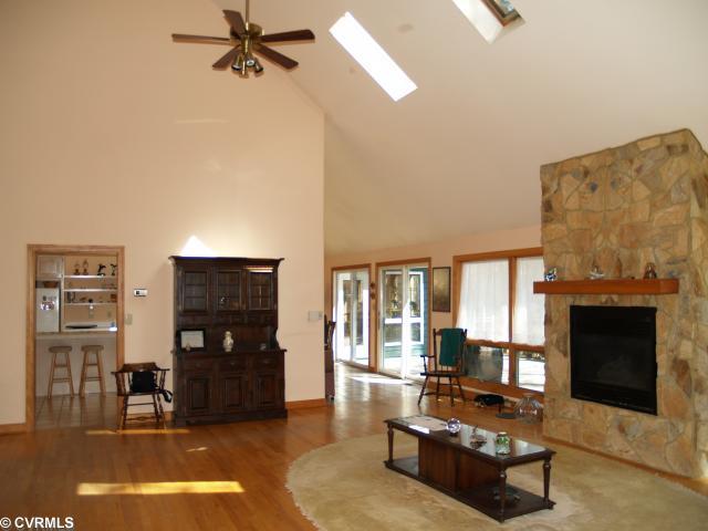 7800 Deer Run Road New Kent, VA 23124 - Photo 6 of 12 Gallery Image 6