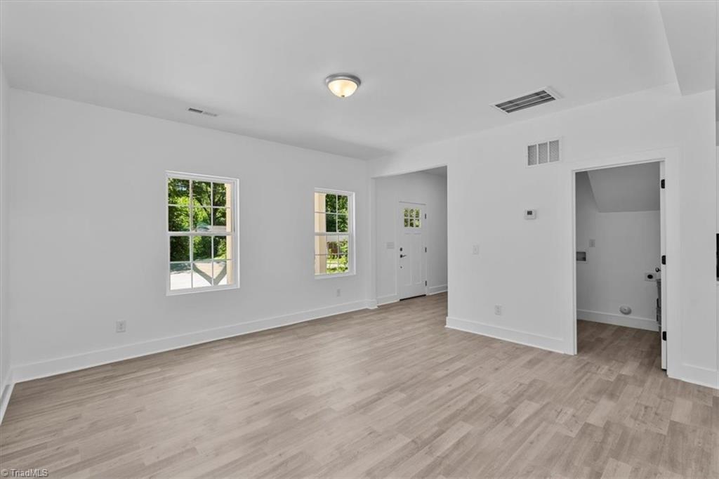 305 Beach Street High Point, NC 27260 - Photo 7 of 31