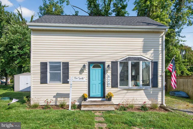 $330,000 | 520 Ark Haven Road, Tracys Landing, MD 20779