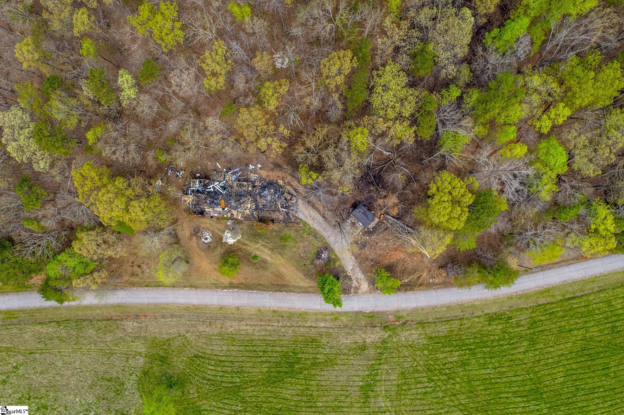 371 Hayes Road Taylors, SC 29687 - Photo 8 of 10