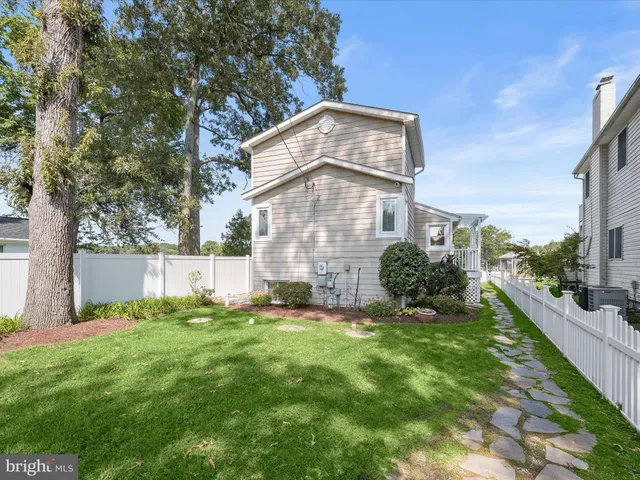 $850,000 | 8138 Forest Glen Drive, Pasadena, MD 21122