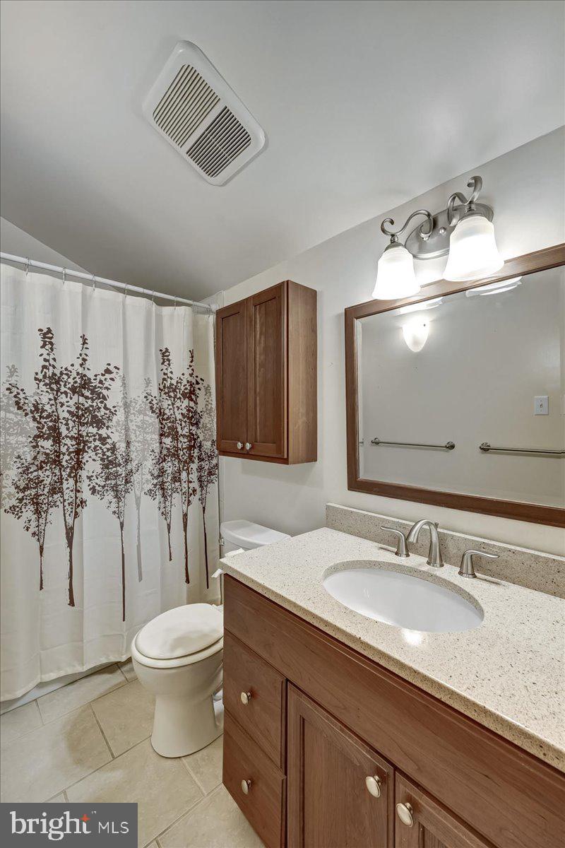 2903 Honey Run Road Ambler, PA 19002 - Photo 22 of 35 2nd Floor Bath