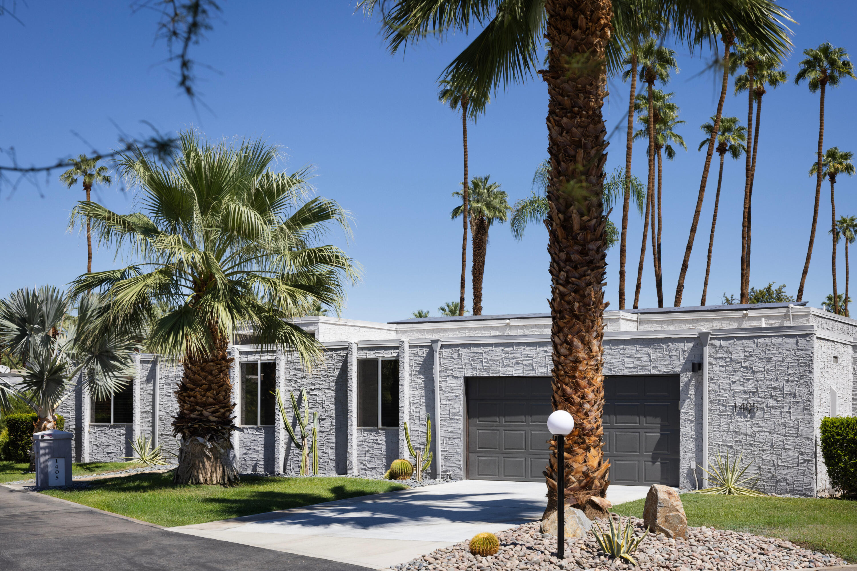 1405 Tamarisk W Street Rancho Mirage, CA 92270 - Photo 41 of 57 041_tamarisk_2_762