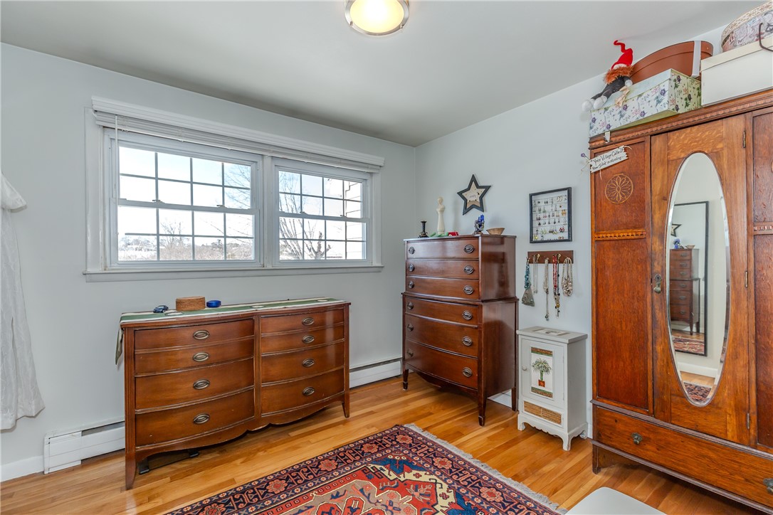 10 Smithfield Drive Middletown, RI 02842 - Photo 24 of 48 Bedroom