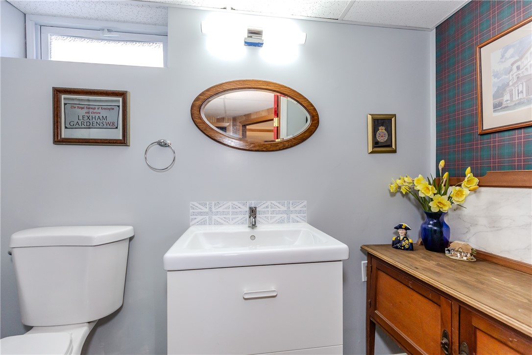 10 Smithfield Drive Middletown, RI 02842 - Photo 38 of 48 Lower level bathroom