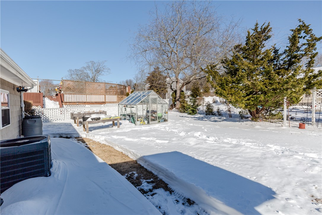 10 Smithfield Drive Middletown, RI 02842 - Photo 42 of 48 Yard