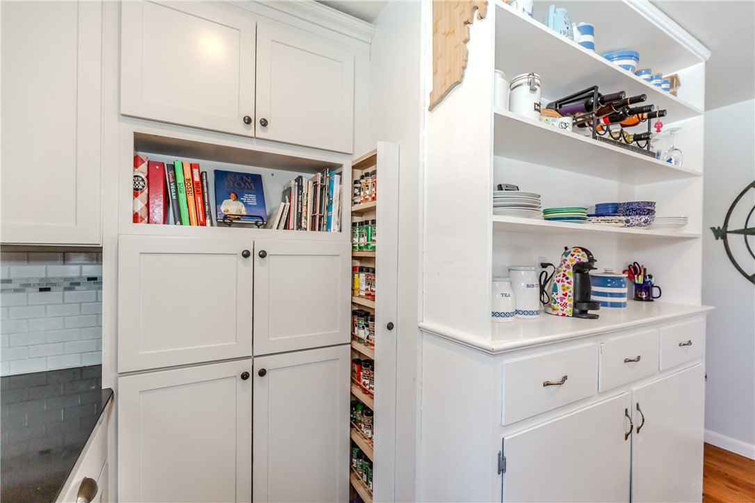 10 Smithfield Drive Middletown, RI 02842 - Photo 10 of 48 Great storage solutions!