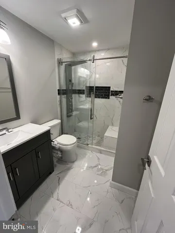 $829,995 | 13975 Tanners House Way, Centreville, VA 20121