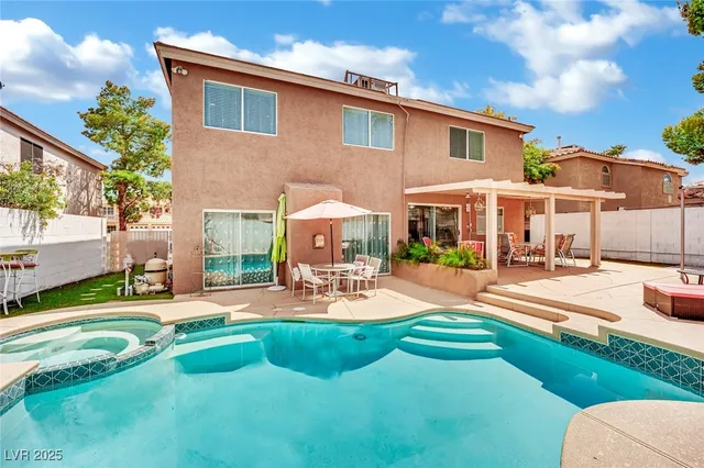 $4,800 | 1860 Autumn Gold Avenue, Las Vegas, NV 89123