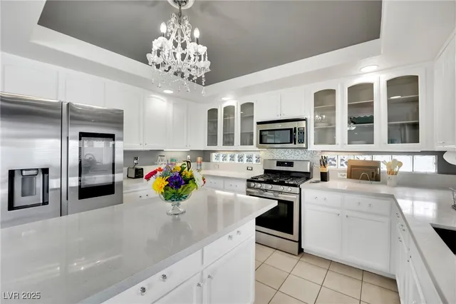 $4,800 | 1860 Autumn Gold Avenue, Las Vegas, NV 89123