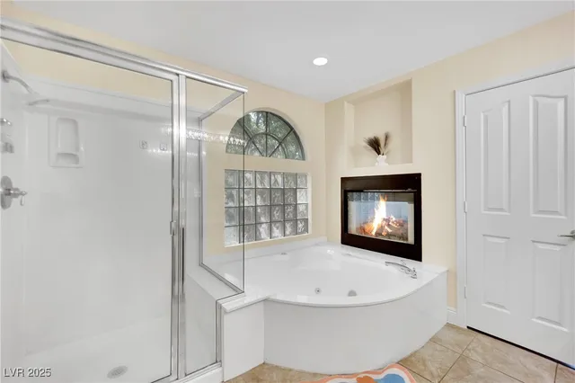 $4,800 | 1860 Autumn Gold Avenue, Las Vegas, NV 89123