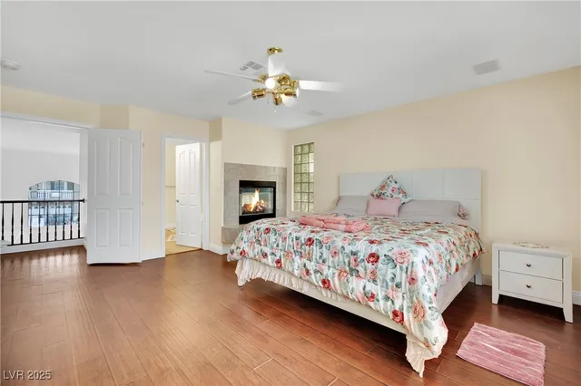 $4,800 | 1860 Autumn Gold Avenue, Las Vegas, NV 89123