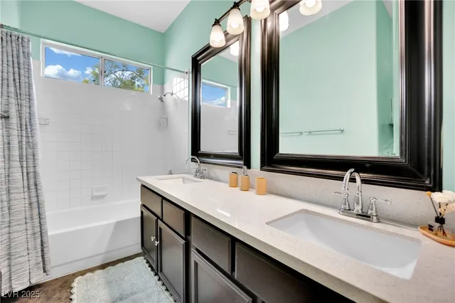 $4,800 | 1860 Autumn Gold Avenue, Las Vegas, NV 89123