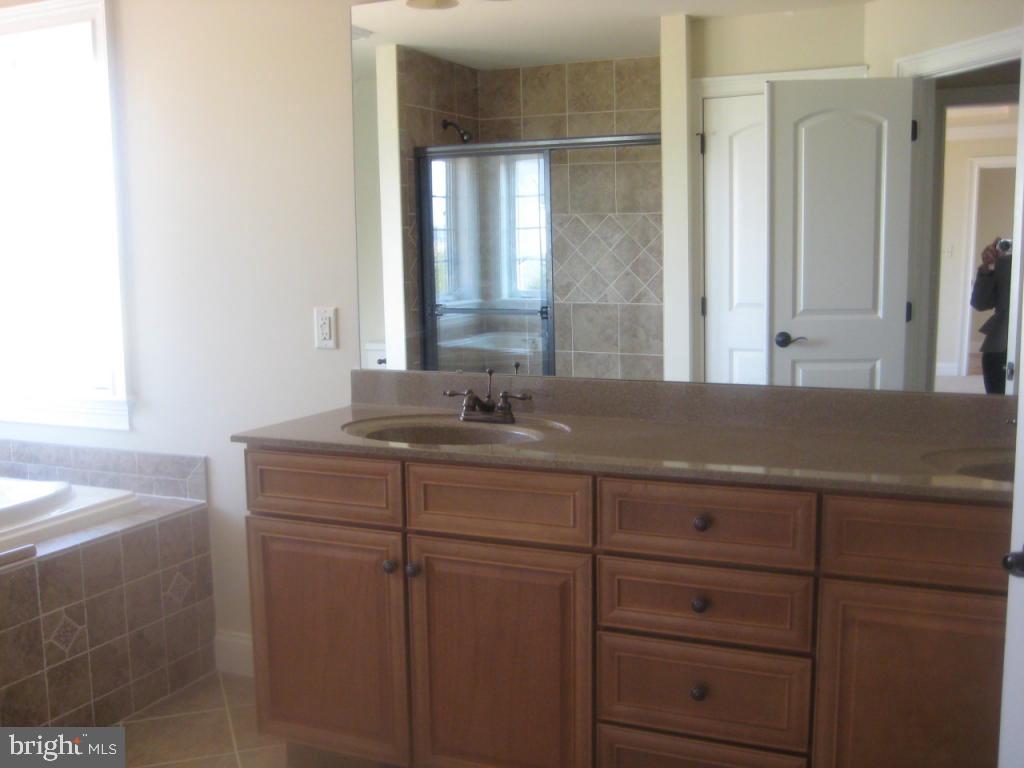 973 Buckwalter Road, Unit 3 Lititz, PA 17543 - Photo 14 of 19 Gallery Image 14
