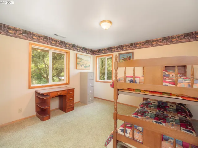 $748,000 | 1470 East Willis Creek Road, Winston, OR 97496