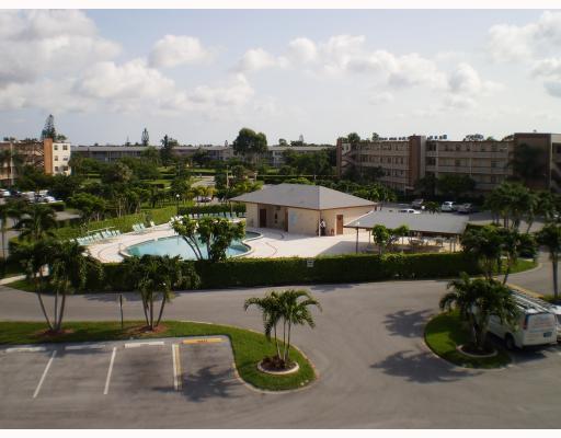 4033 Wolverton East, Unit LUXURY SIZE Boca Raton, FL 33434 - Photo 13 of 13 Additional Photo