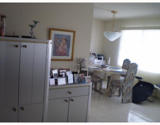 4033 Wolverton East, Unit LUXURY SIZE Boca Raton, FL 33434 - Photo 9 of 13 Additional Photo