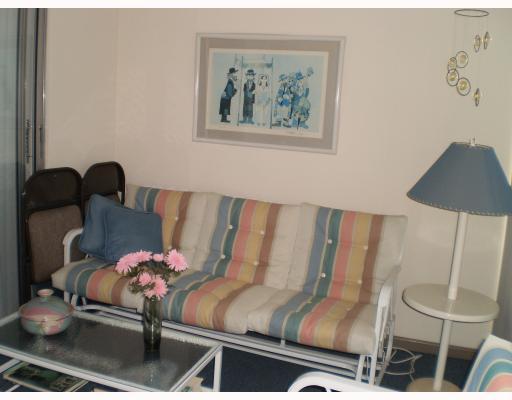 4033 Wolverton East, Unit LUXURY SIZE Boca Raton, FL 33434 - Photo 10 of 13 Additional Photo