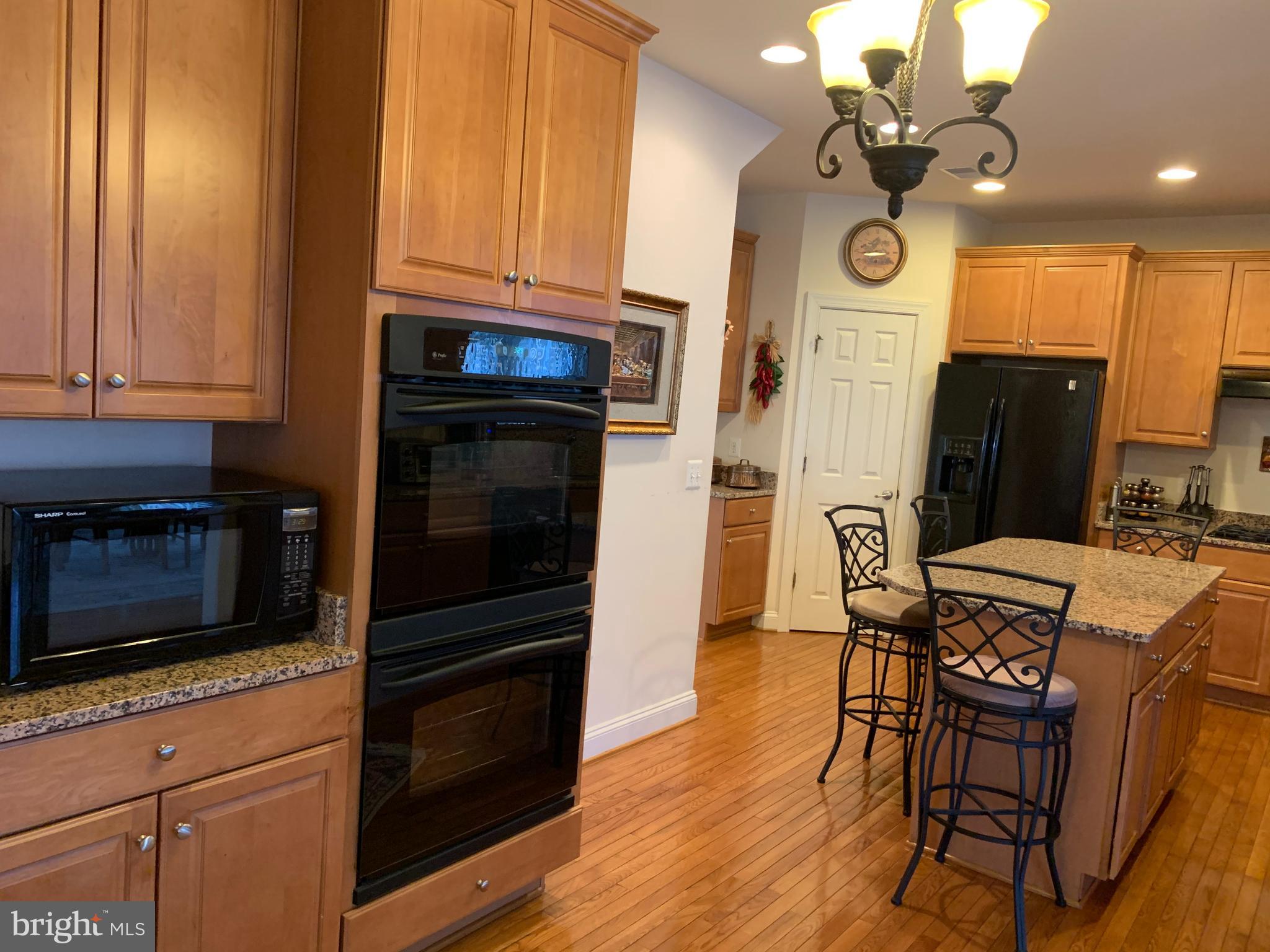 3927 Chantilly Road Chantilly, VA 20151 - Photo 30 of 98 Gallery Image 30