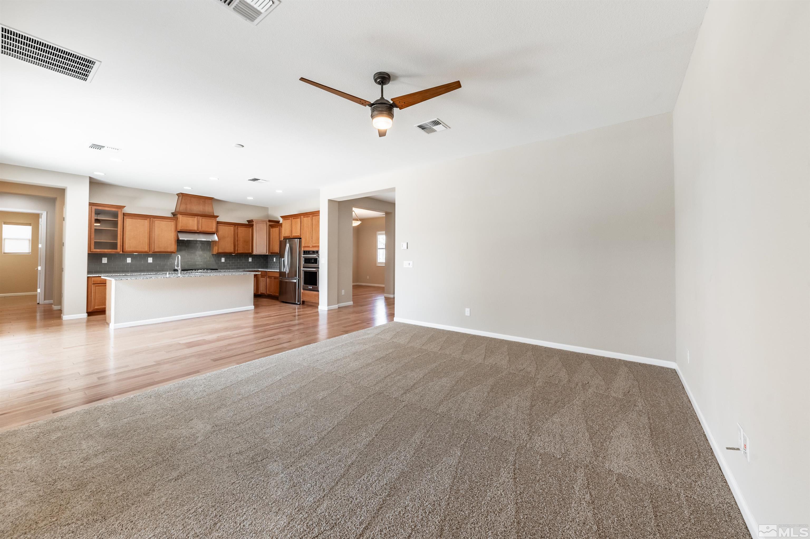 2290 Arpagos Lane Reno, NV 89521 - Photo 11 of 40 Photo 11