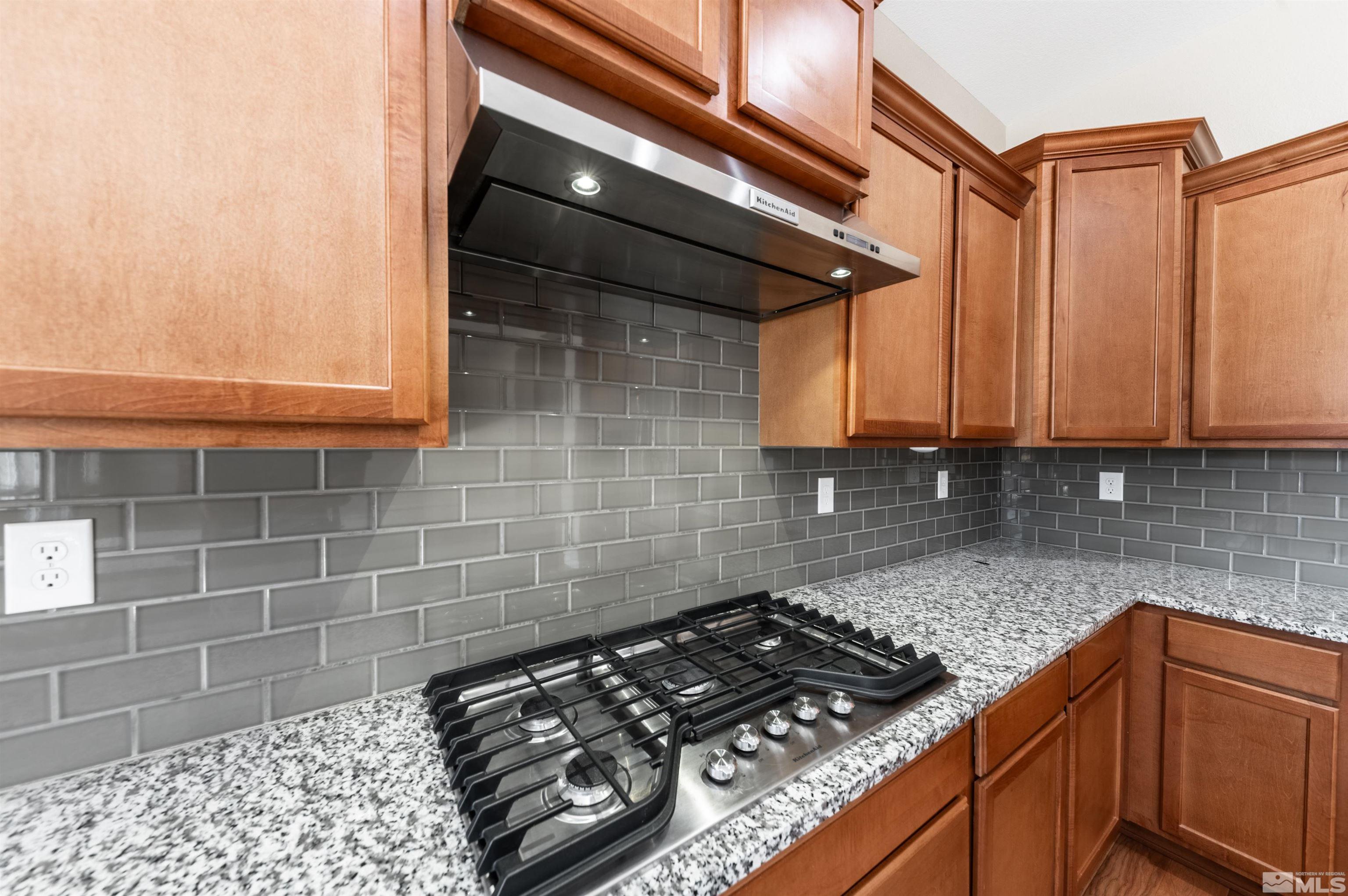 2290 Arpagos Lane Reno, NV 89521 - Photo 18 of 40 Photo 18