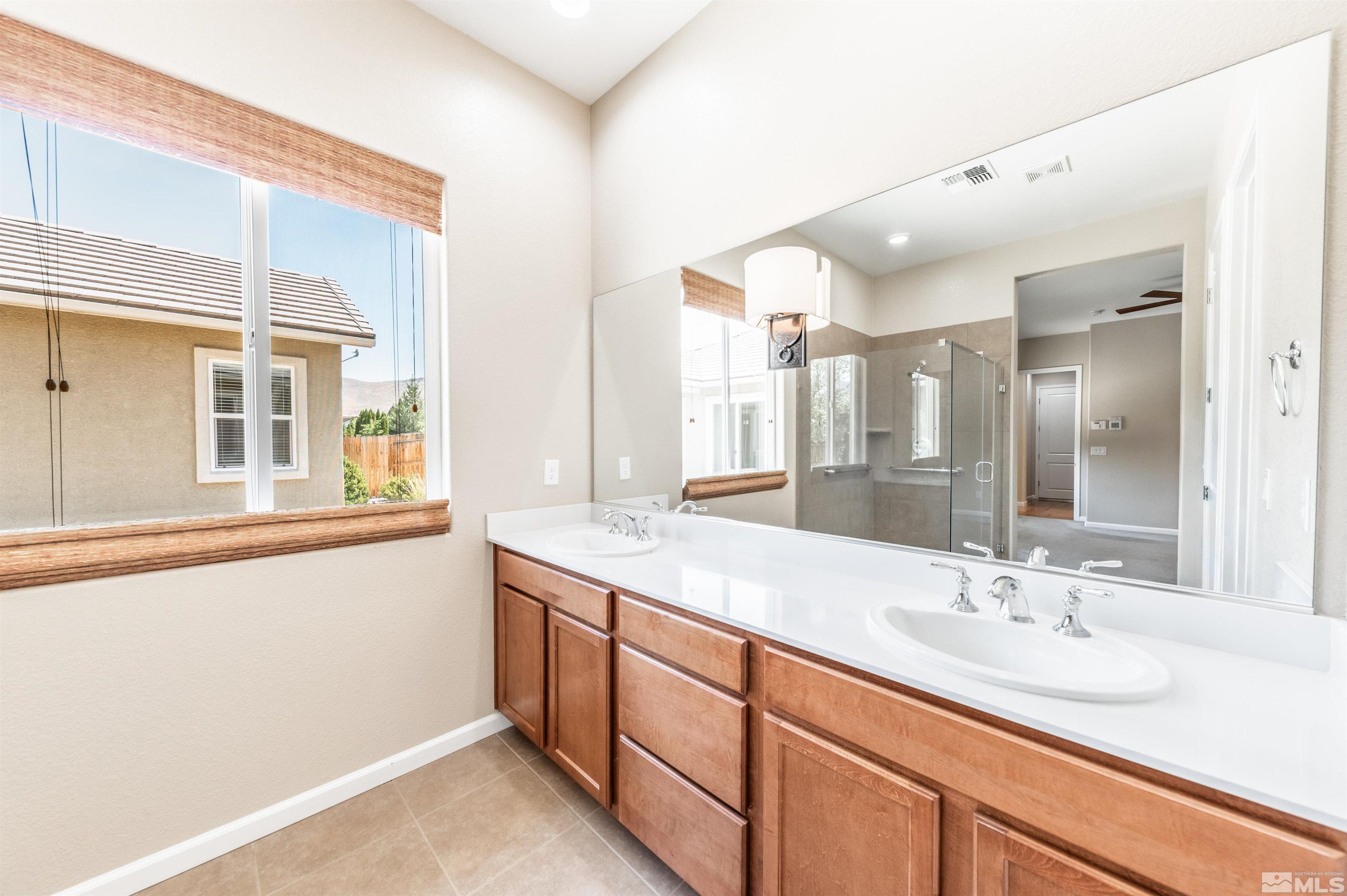 2290 Arpagos Lane Reno, NV 89521 - Photo 24 of 40 Photo 24
