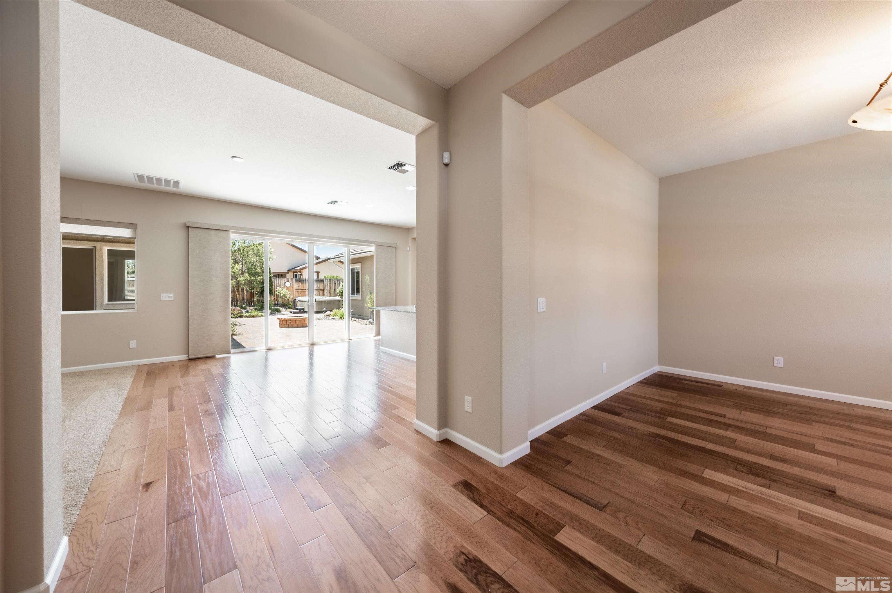 2290 Arpagos Lane Reno, NV 89521 - Photo 4 of 40 Photo 4