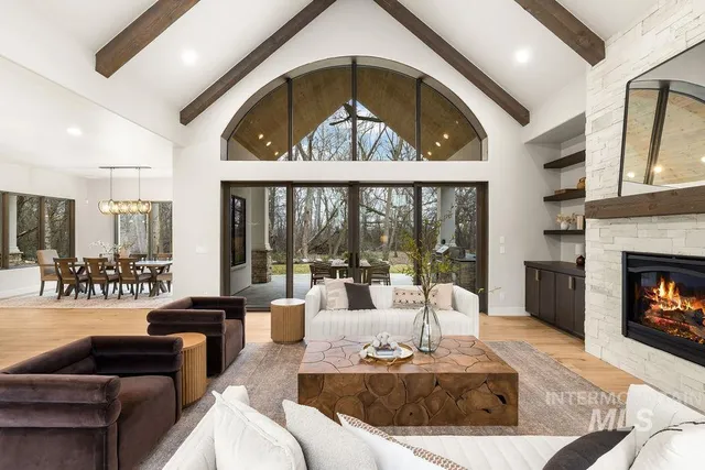 $3,987,000 | 228 South Alder Lane, Eagle, ID 83616