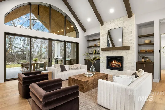 $3,987,000 | 228 South Alder Lane, Eagle, ID 83616