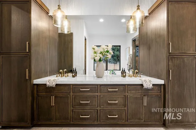 $3,987,000 | 228 South Alder Lane, Eagle, ID 83616