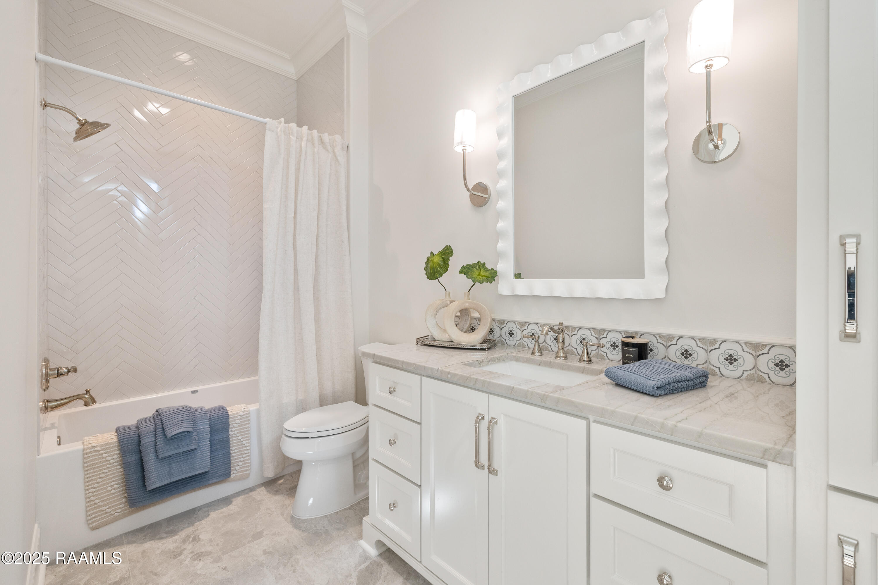 205 Rue De La Rochelle Broussard, LA 70518 - Photo 44 of 61 205 Rue De la Rochelle-45