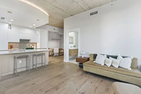 $797,000 | 360 Nueces Street, Unit 1217, Austin, TX 78701