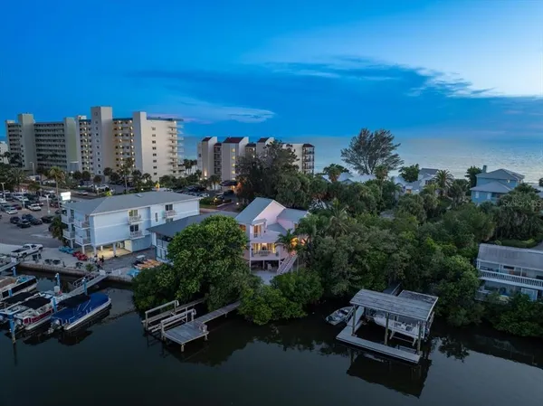 $6,700,000 | 20051 Gulf Boulevard, Indian Shores, FL 33785