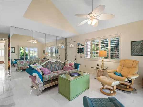 $6,700,000 | 20051 Gulf Boulevard, Indian Shores, FL 33785