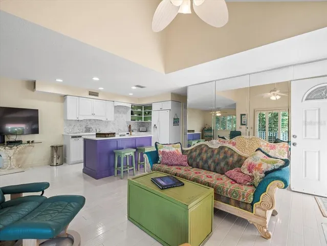 $6,700,000 | 20051 Gulf Boulevard, Indian Shores, FL 33785