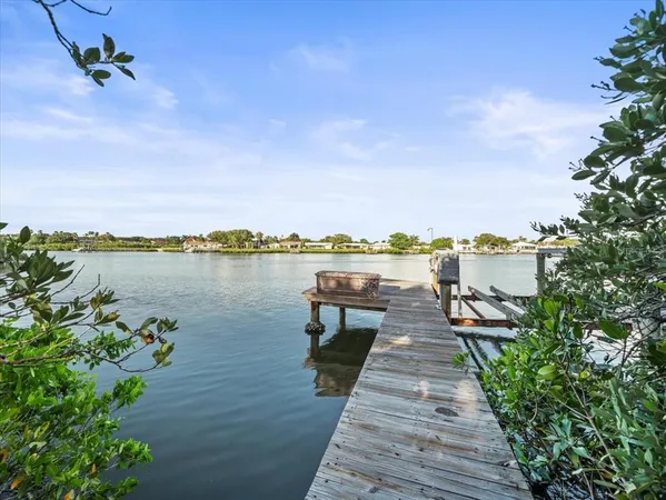 $6,700,000 | 20051 Gulf Boulevard, Indian Shores, FL 33785