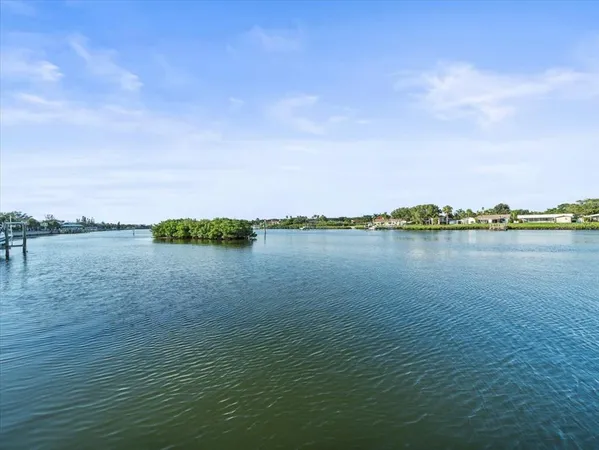 $6,700,000 | 20051 Gulf Boulevard, Indian Shores, FL 33785