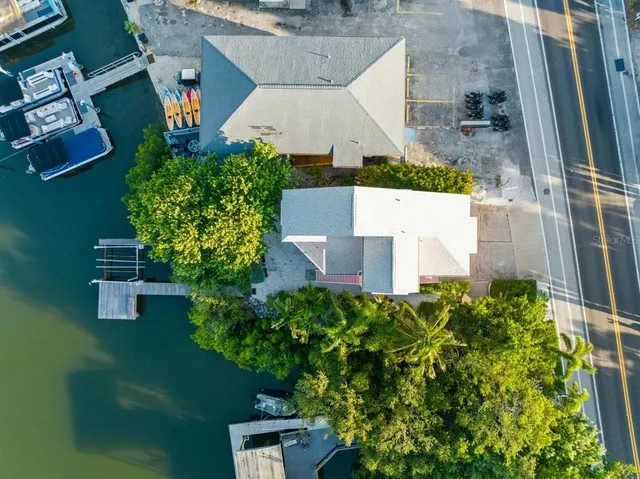 $6,700,000 | 20051 Gulf Boulevard, Indian Shores, FL 33785