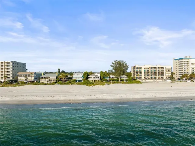 $6,700,000 | 20051 Gulf Boulevard, Indian Shores, FL 33785