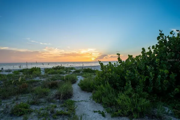 $6,700,000 | 20051 Gulf Boulevard, Indian Shores, FL 33785